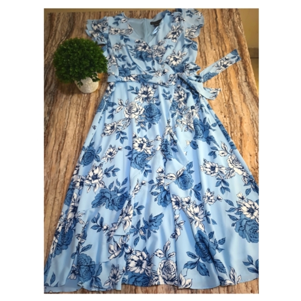 Jessica Howard blue dress